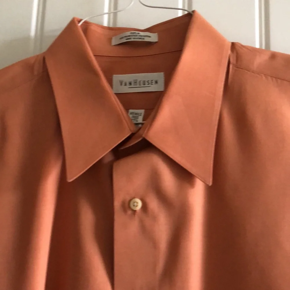 Men's Van Heusen Wrinkle Free Long-Sleeve Shirt - Picture 1 of 8
